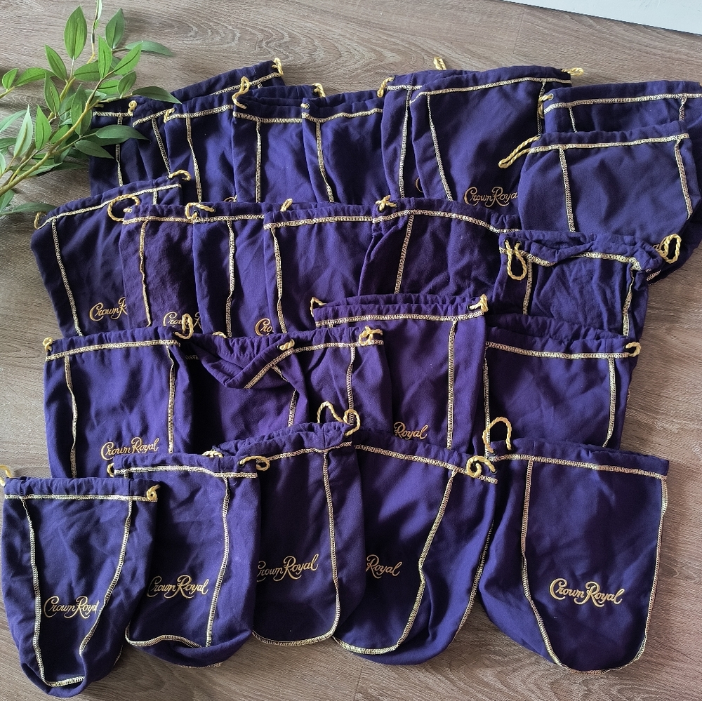 Crown Royal Bags Purple Lot of 25  Medium 9" Size Drawstring